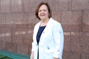 Dra. Neira Gamboa: una vida de trabajo e investigación dedicada a la bioquímica