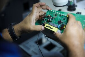Venezuela fabrica equipos módems ADSL para conexión de internet de banda ancha